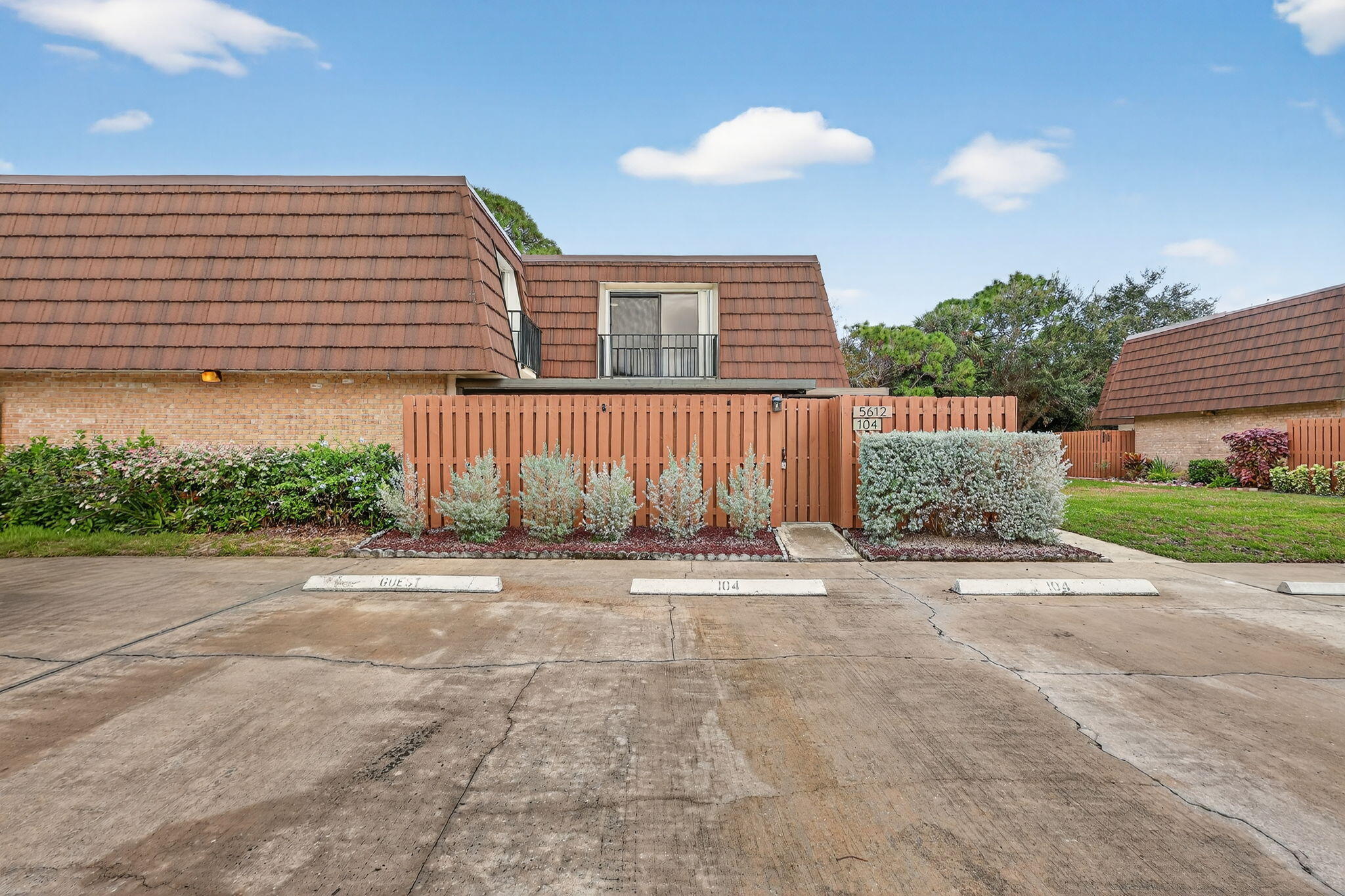 5612 SE Riverboat Drive 104