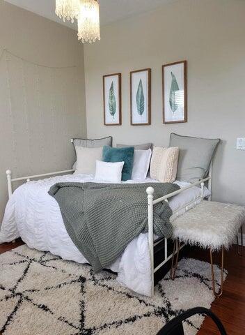 VEROLAGO PHASE 1 - Residential Lease