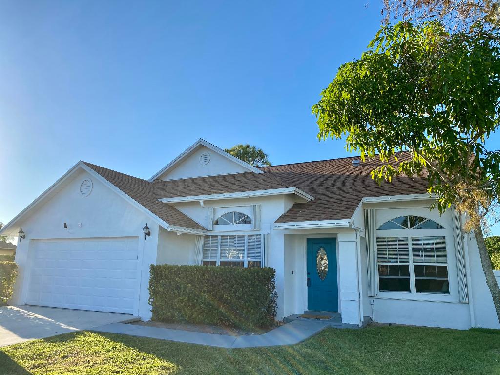 CRESTWOOD UNIT 1 PL 5 - Residential Lease