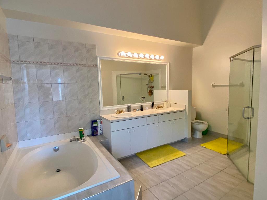 CRESTWOOD UNIT 1 PL 5 - Residential Lease