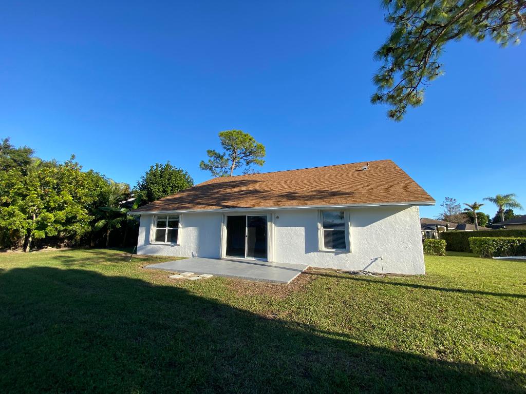 CRESTWOOD UNIT 1 PL 5 - Residential Lease