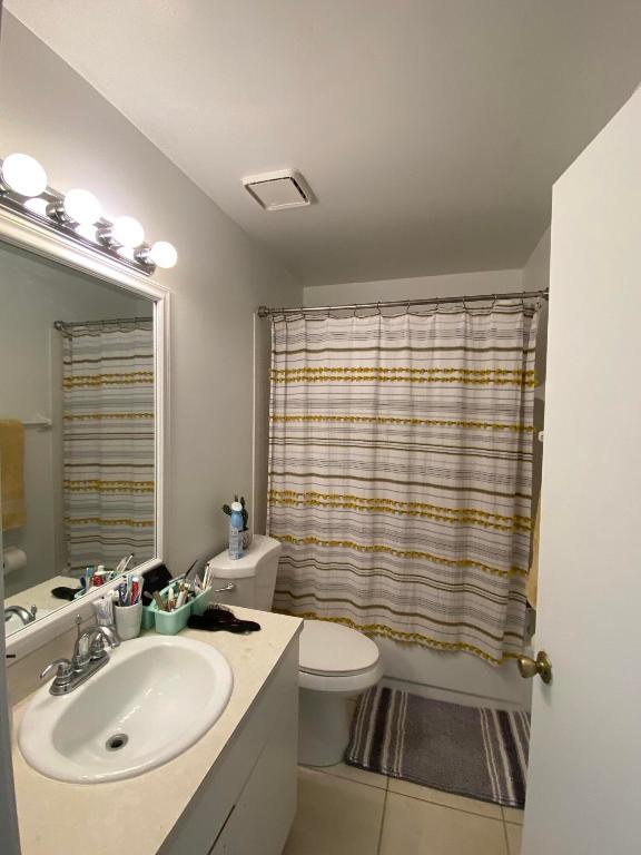 CRESTWOOD UNIT 1 PL 5 - Residential Lease