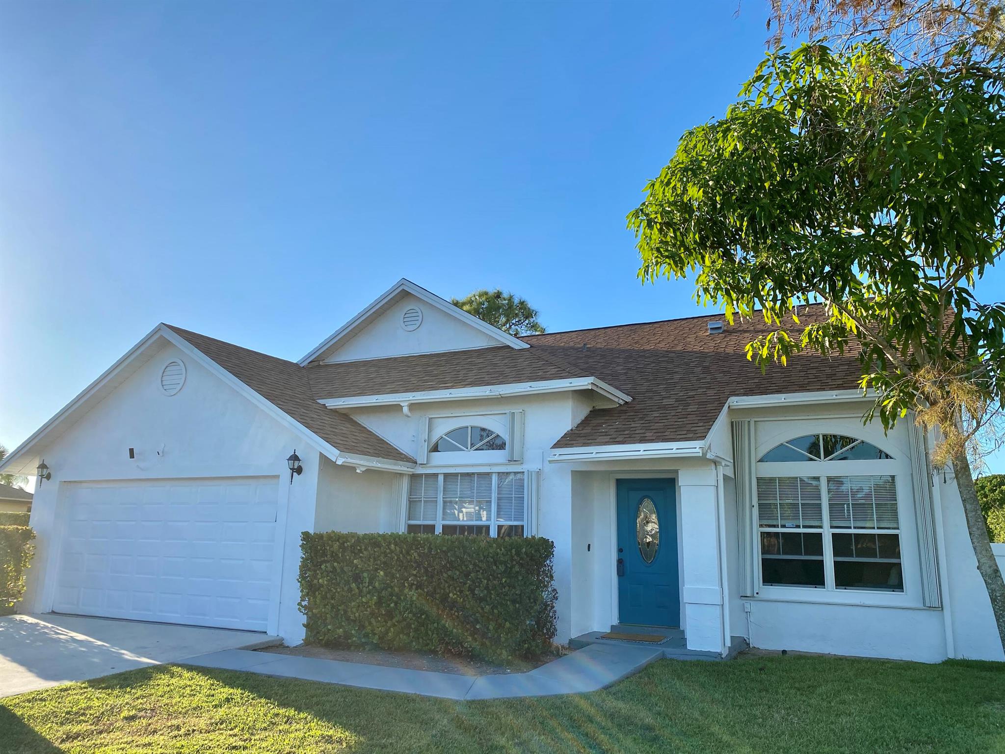 CRESTWOOD UNIT 1 PL 5 - Residential Lease