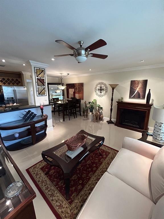 SUNRISE LAKES 113 CONDO - Residential