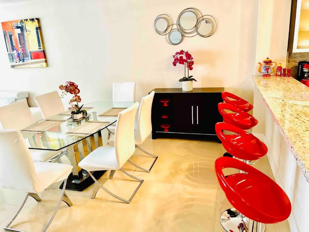 3725 S Ocean Drive 907