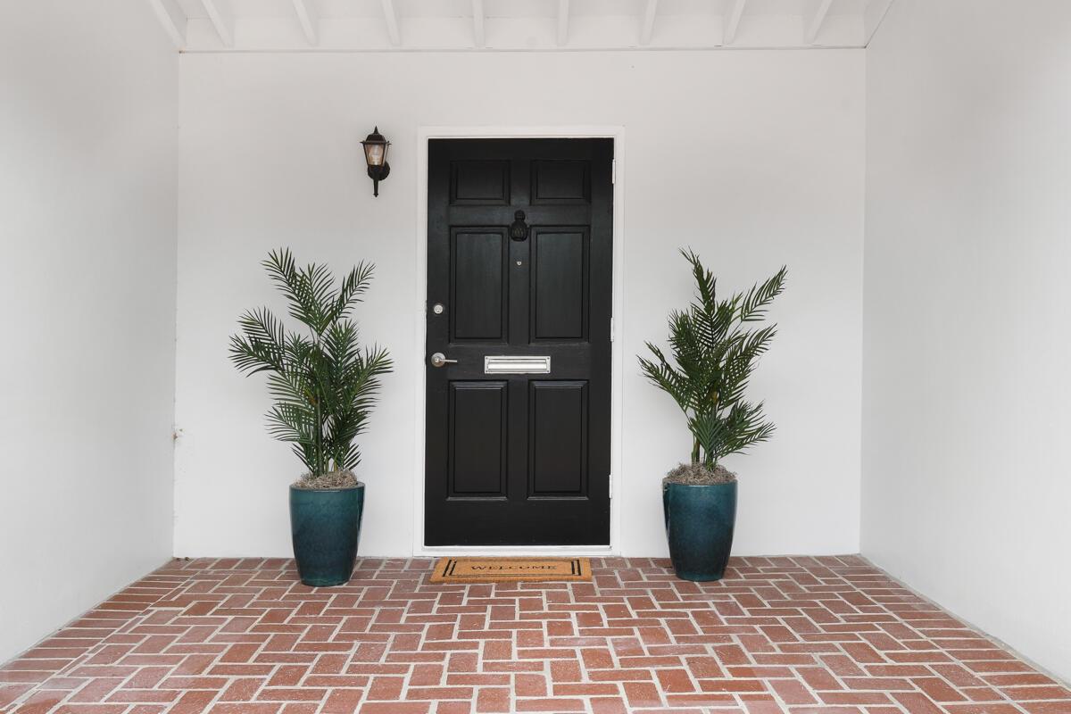 210 Miramar Way