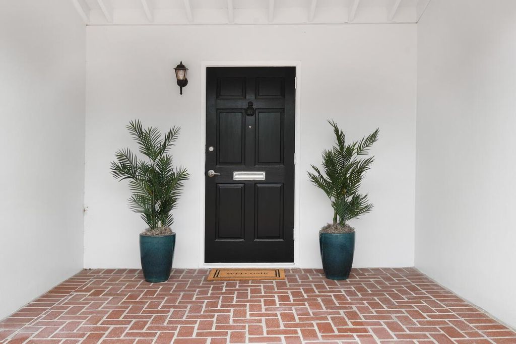 Photo of 210 Miramar Way, West Palm Beach, FL 33405 (MLS # R11126652)