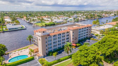 A home in Deerfield Beach