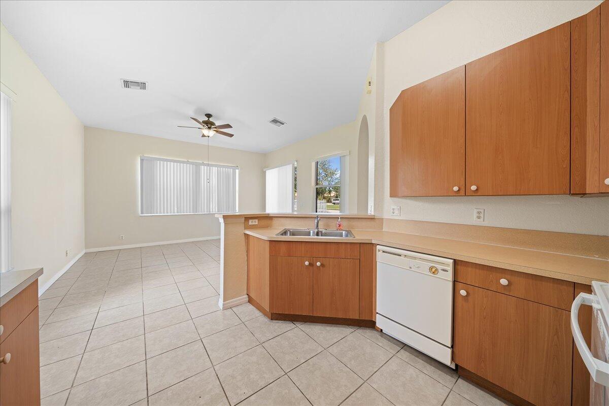 PORTOFINO SHORES PHASE TWO - Residential