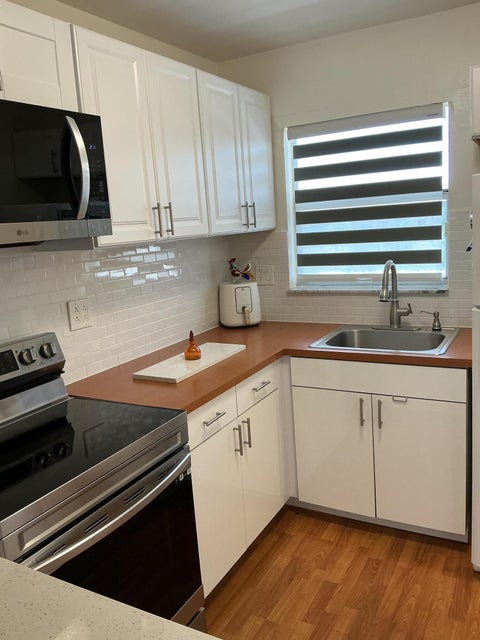 Tiny photo for 2720 N Pine Island Road #305, Sunrise, FL 33322 (MLS # B26075555)