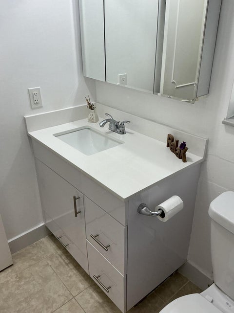 Tiny photo for 2720 N Pine Island Road #305, Sunrise, FL 33322 (MLS # B26075555)