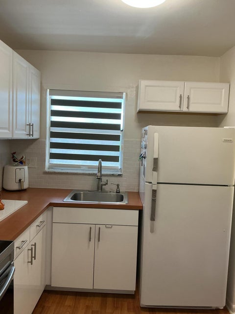 Tiny photo for 2720 N Pine Island Road #305, Sunrise, FL 33322 (MLS # B26075555)