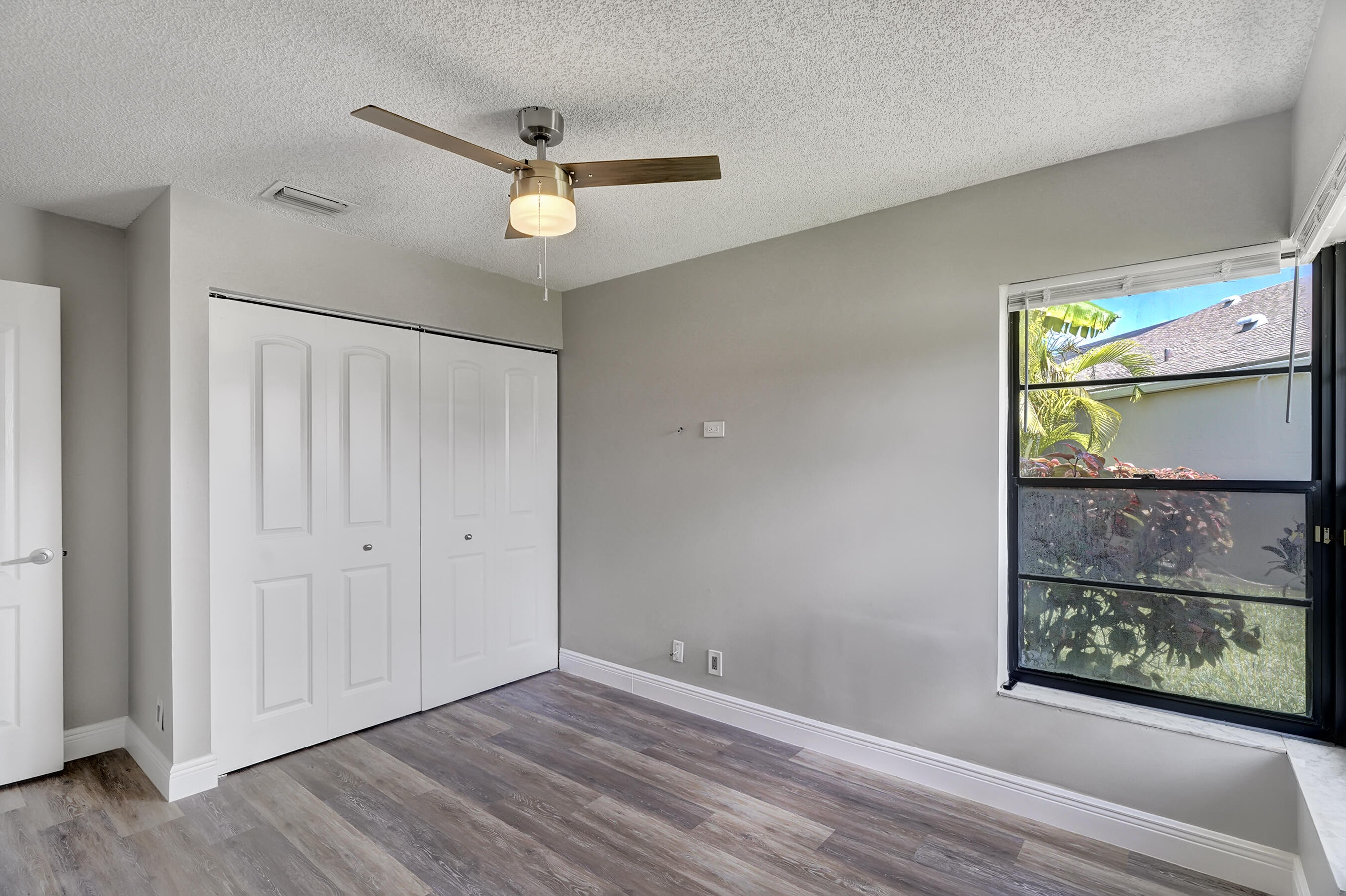 COUNTRY LANDING SEC 4 - Residential Lease