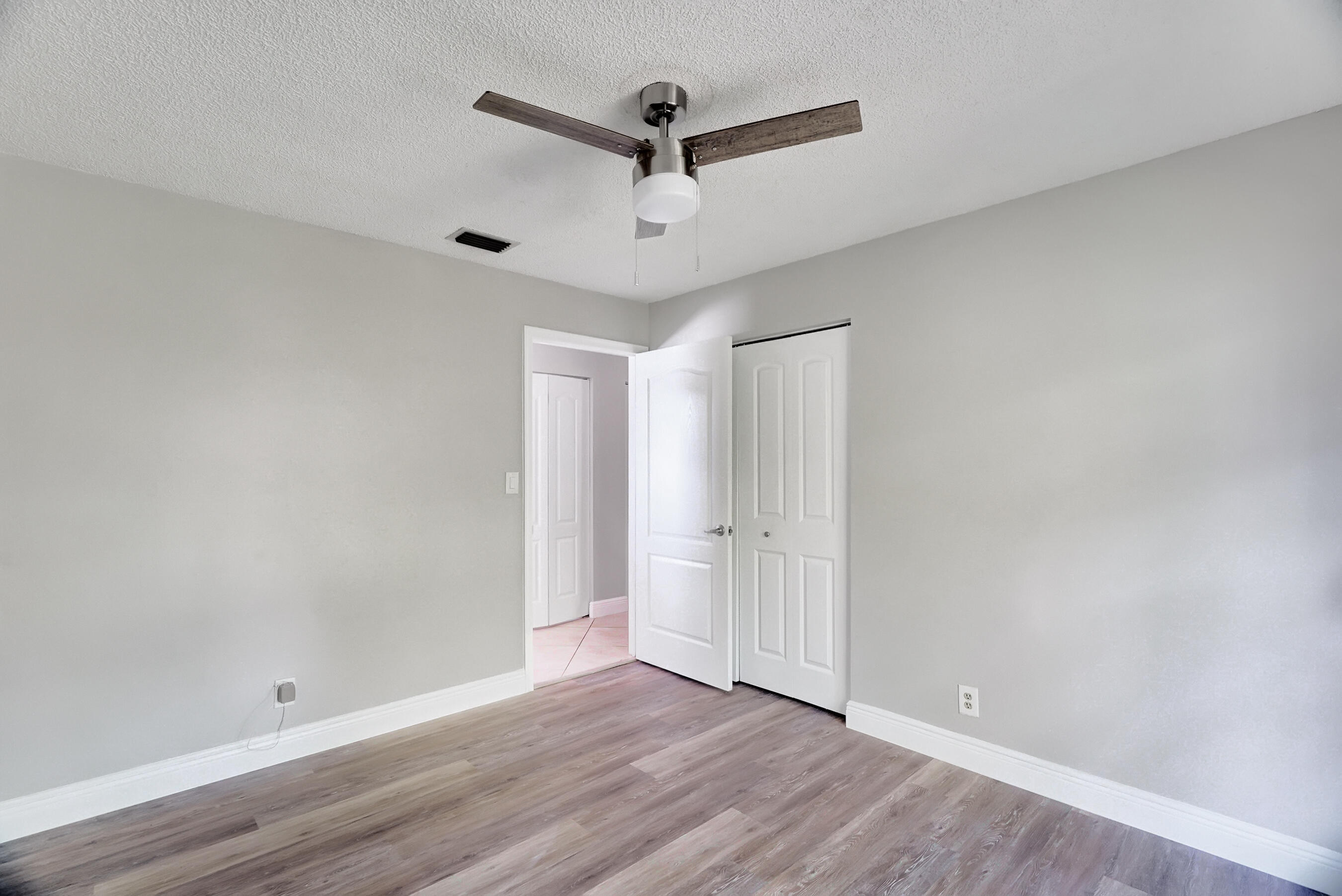 COUNTRY LANDING SEC 4 - Residential Lease