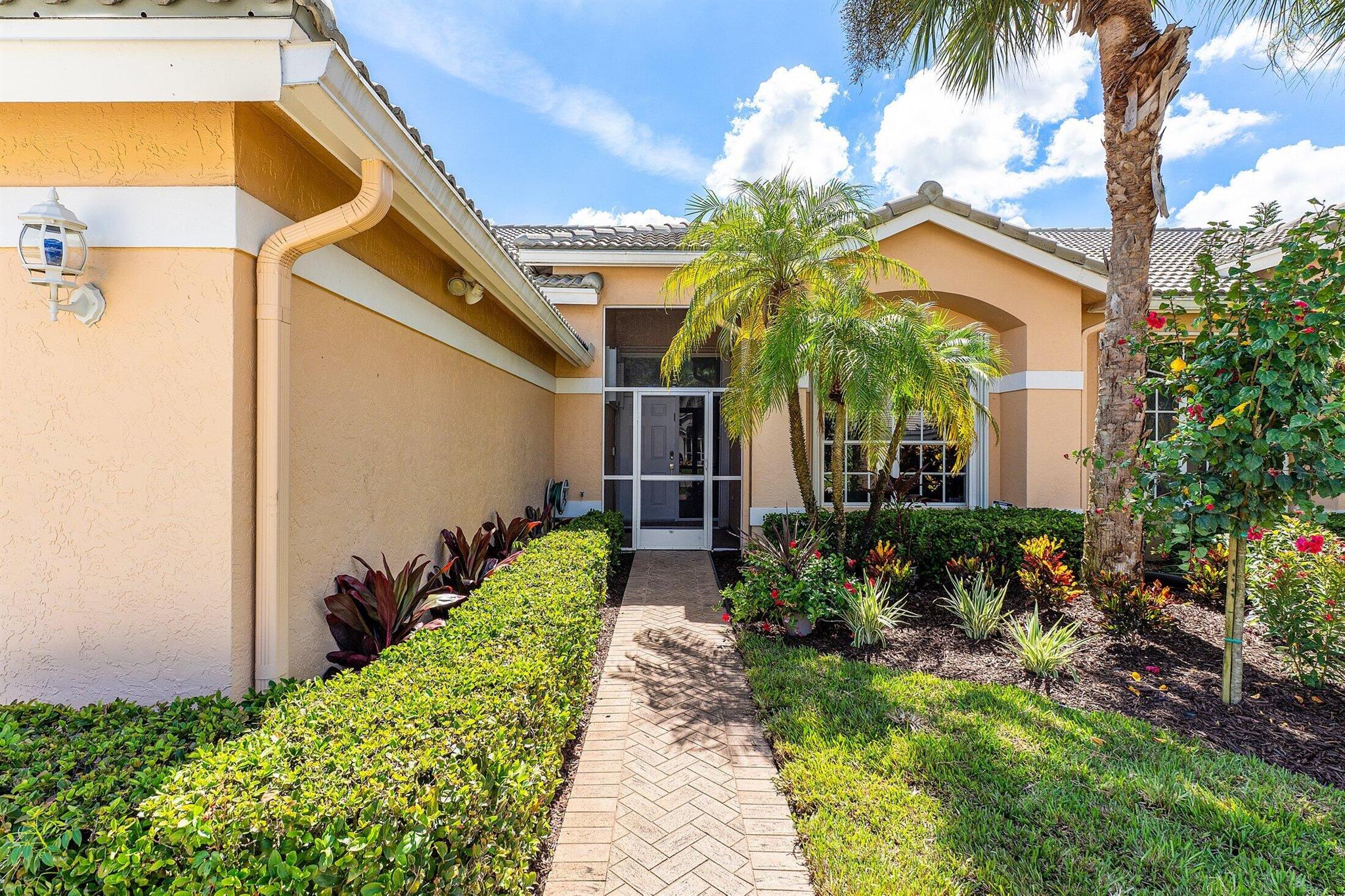 8942 Brittany Lakes Drive