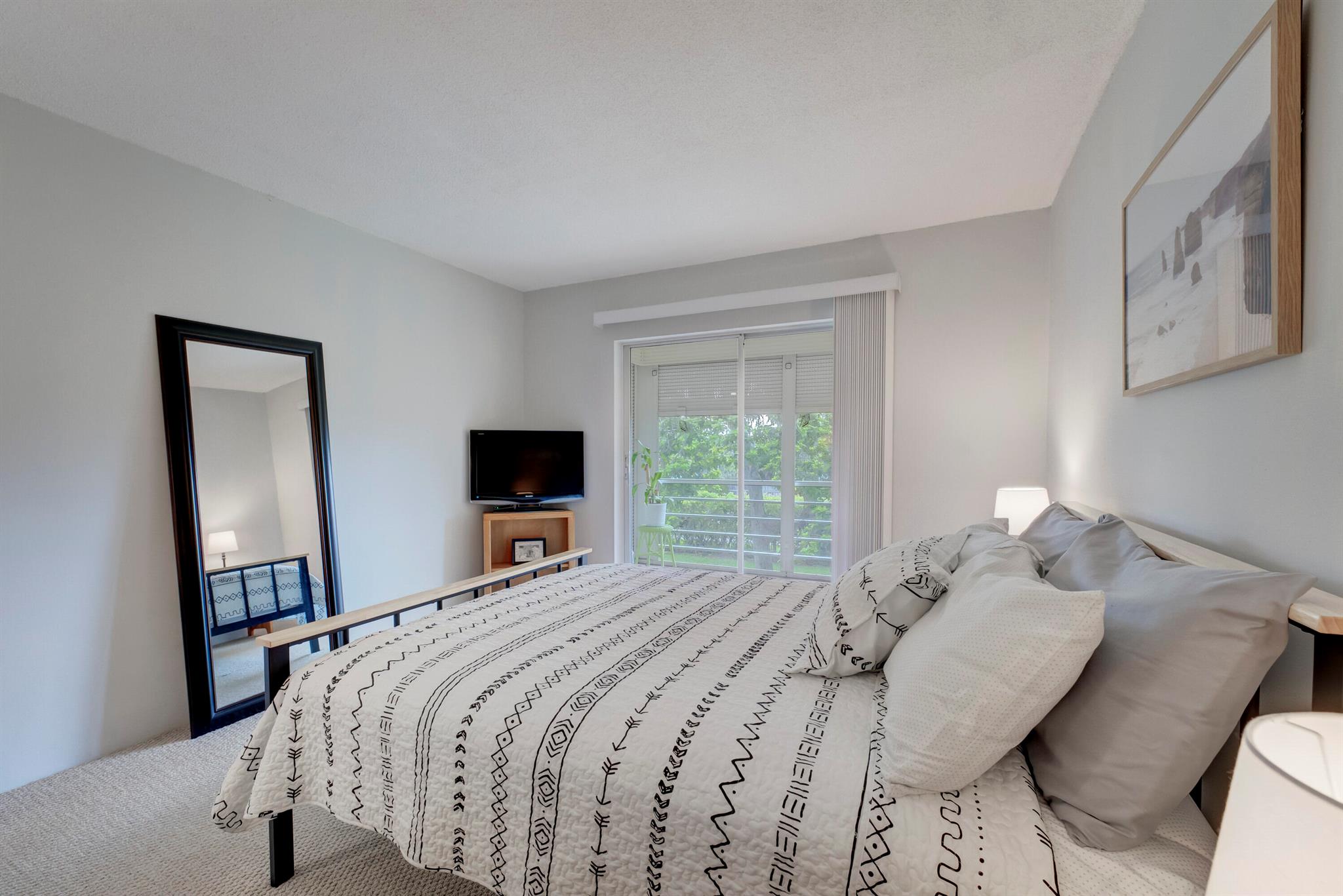 LAKE CLARKE GARDENS CONDO 20B - Residential