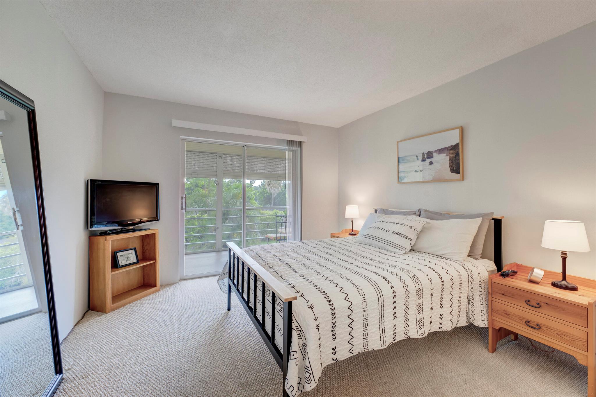 LAKE CLARKE GARDENS CONDO 20B - Residential