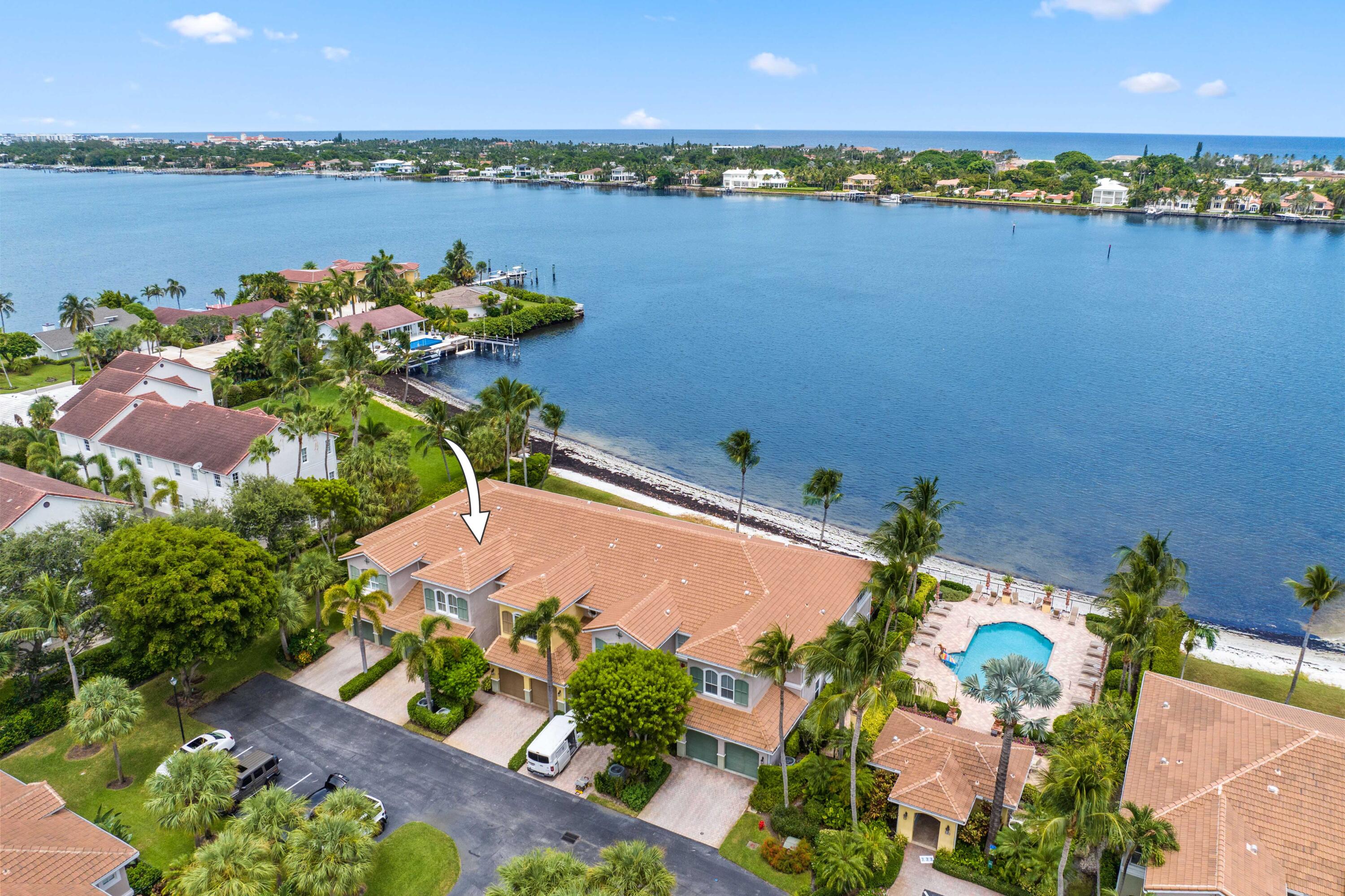 LAS BRISAS - Residential