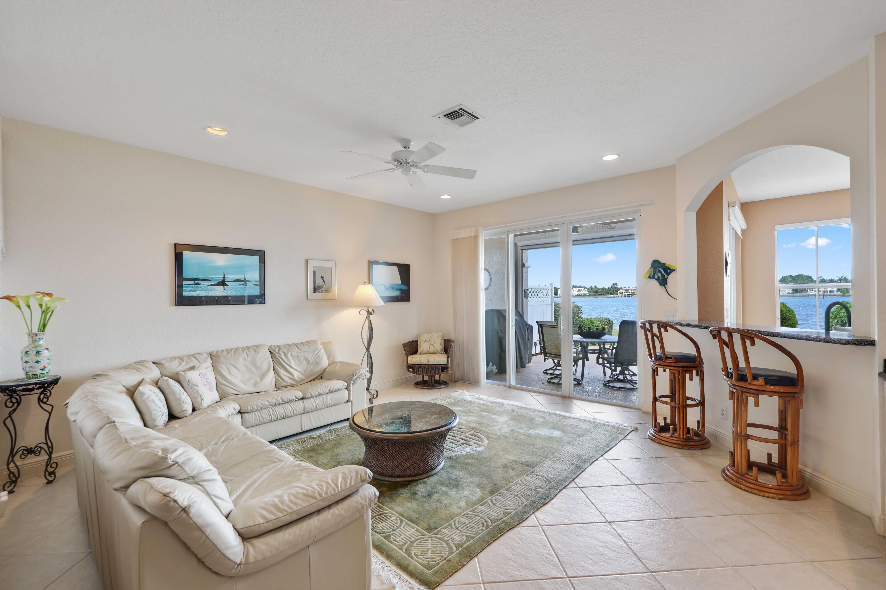 LAS BRISAS - Residential