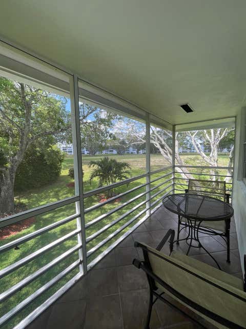 Tiny photo for 40 Keswick #40, Deerfield Beach, FL 33442 (MLS # B26036910)
