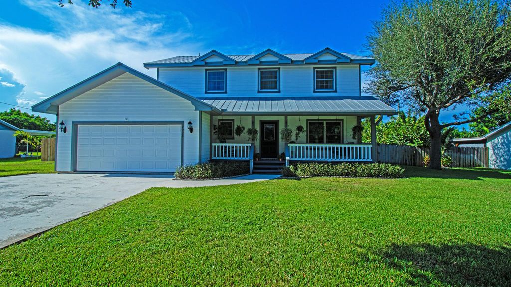 Photo of 7995 SE Palm Street, Hobe Sound, FL 33455 (MLS # R10918888)