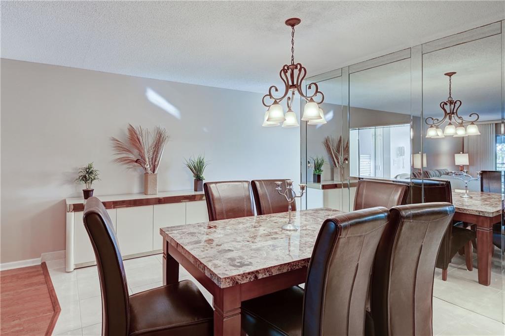 WYNMOOR COUNTRY CLUB - Residential