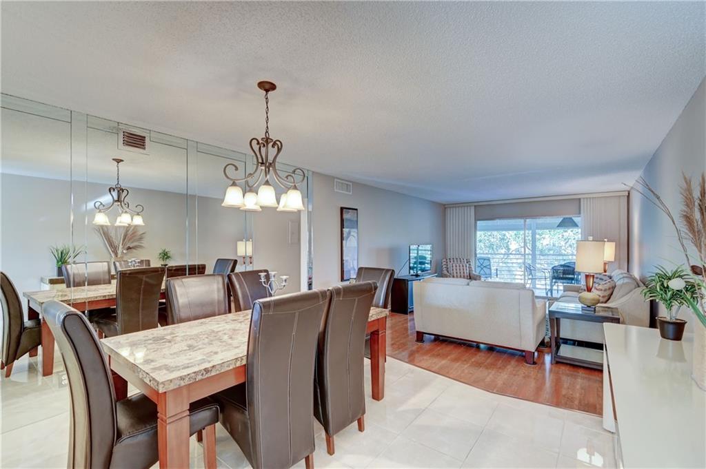 WYNMOOR COUNTRY CLUB - Residential