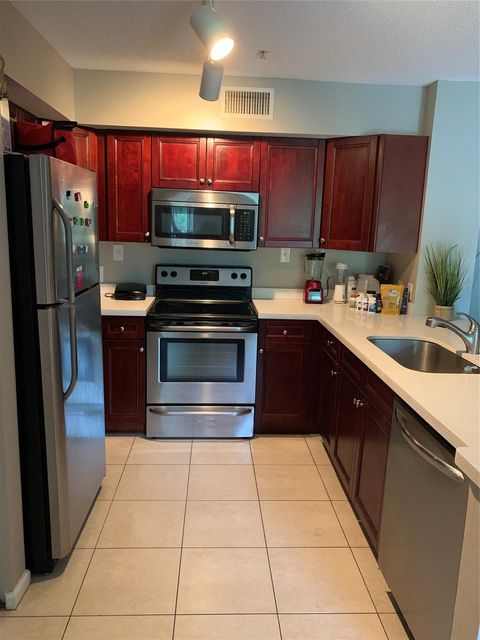 Condominium in Lake Worth FL 7808 Sonoma Springs Cir Cir.jpg