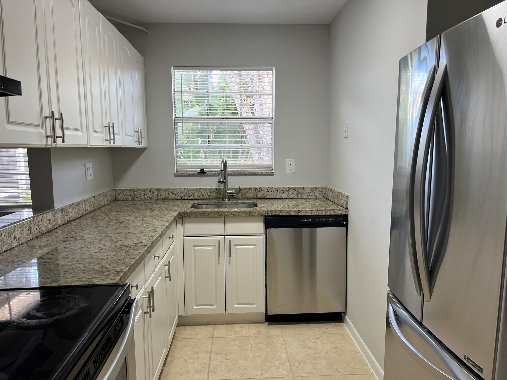 317 SE 11th Ave D