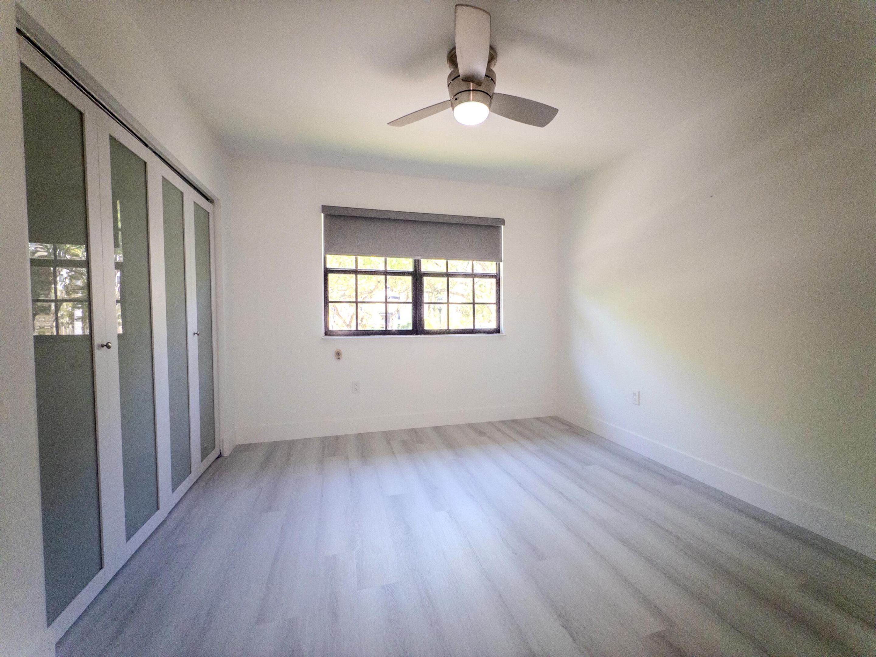 VILLAGE TOWNHOUSES-JACARANDA - Residential