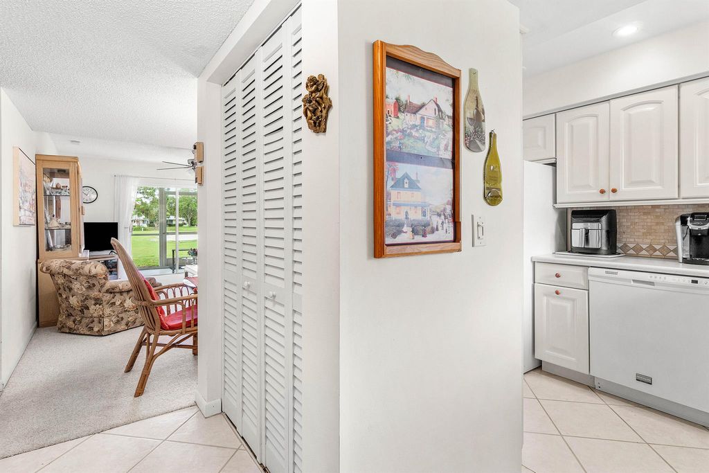 Photo of 18081 SE Country Club Drive #4-31, Jupiter, FL 33469 (MLS # R11096857)