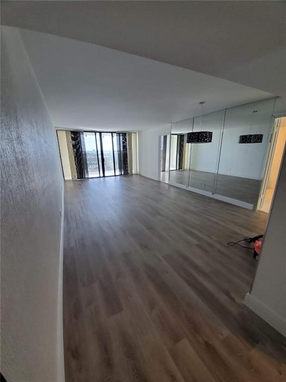 Washington Tower - Residential
