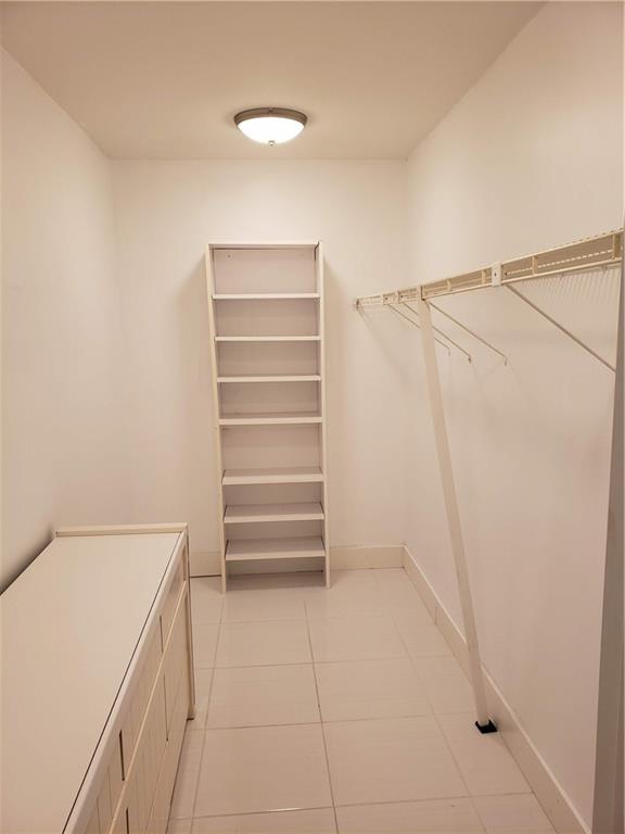 Washington Tower - Residential