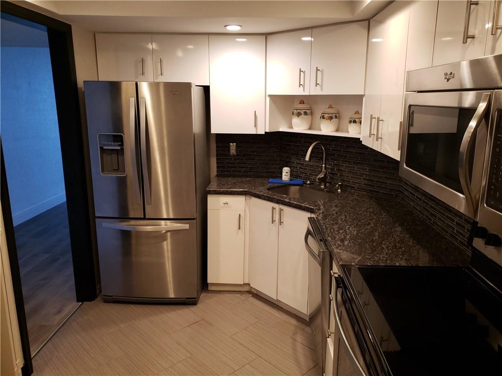 Washington Tower - Residential