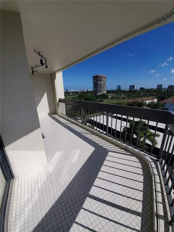 Washington Tower - Residential