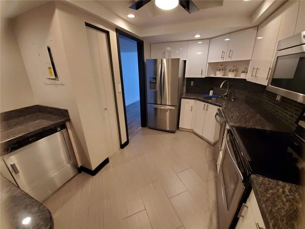 Washington Tower - Residential