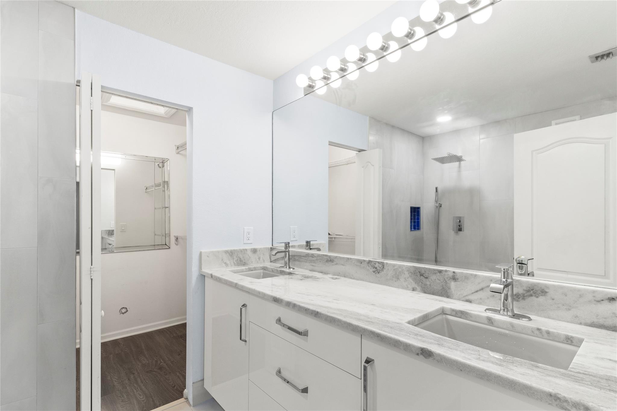 Sawgrass Exchange 165-2 B - Residential Lease