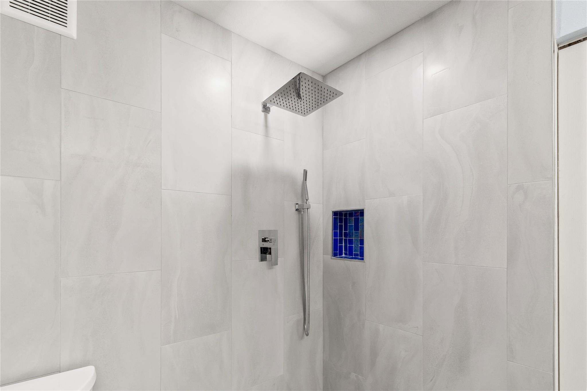 Sawgrass Exchange 165-2 B - Residential Lease