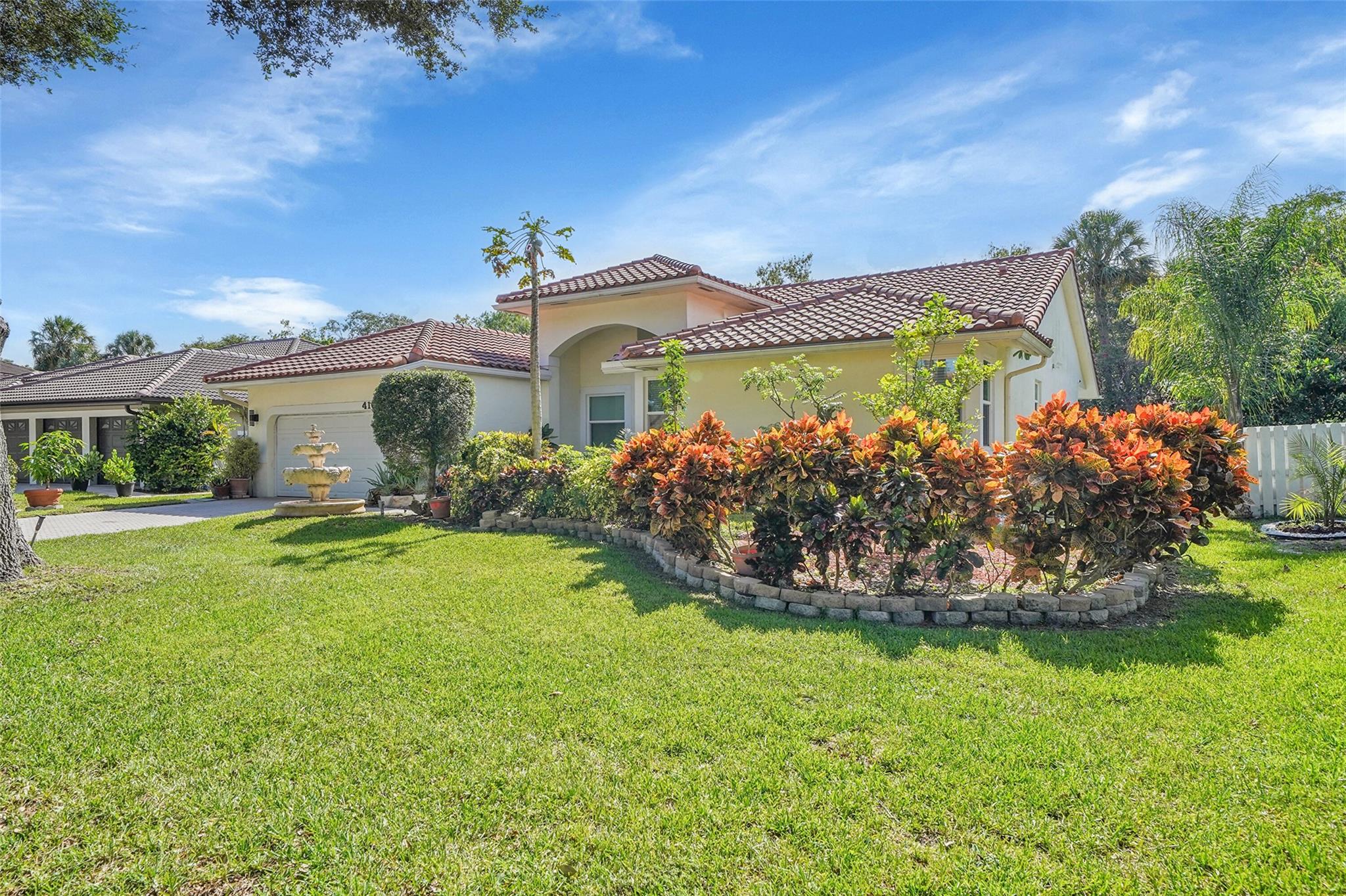 4166 NW 66th Ter