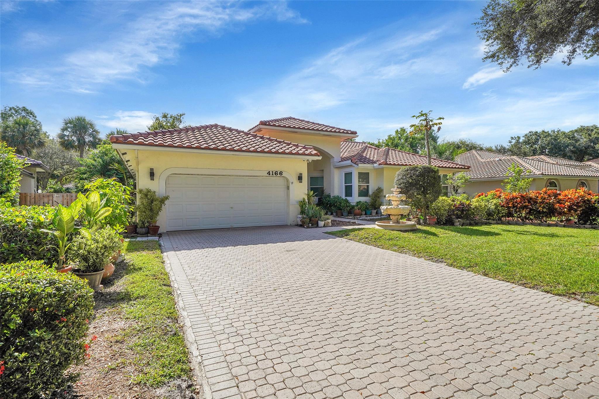 4166 NW 66th Ter