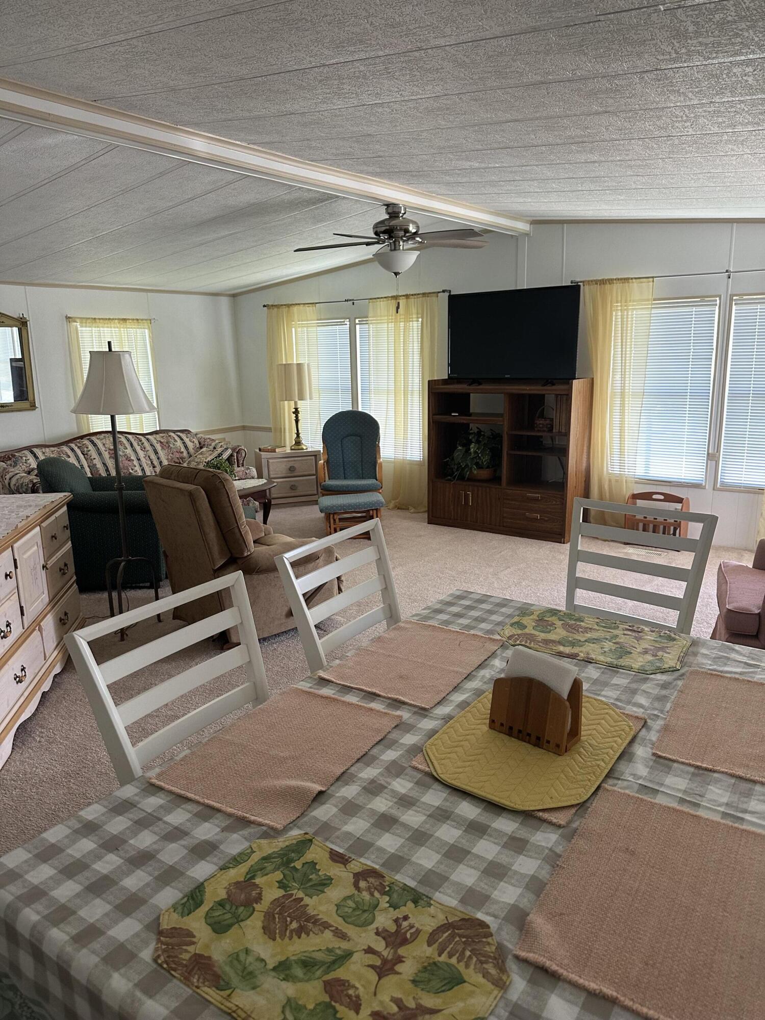 Spanish Lakes 1 - Residential