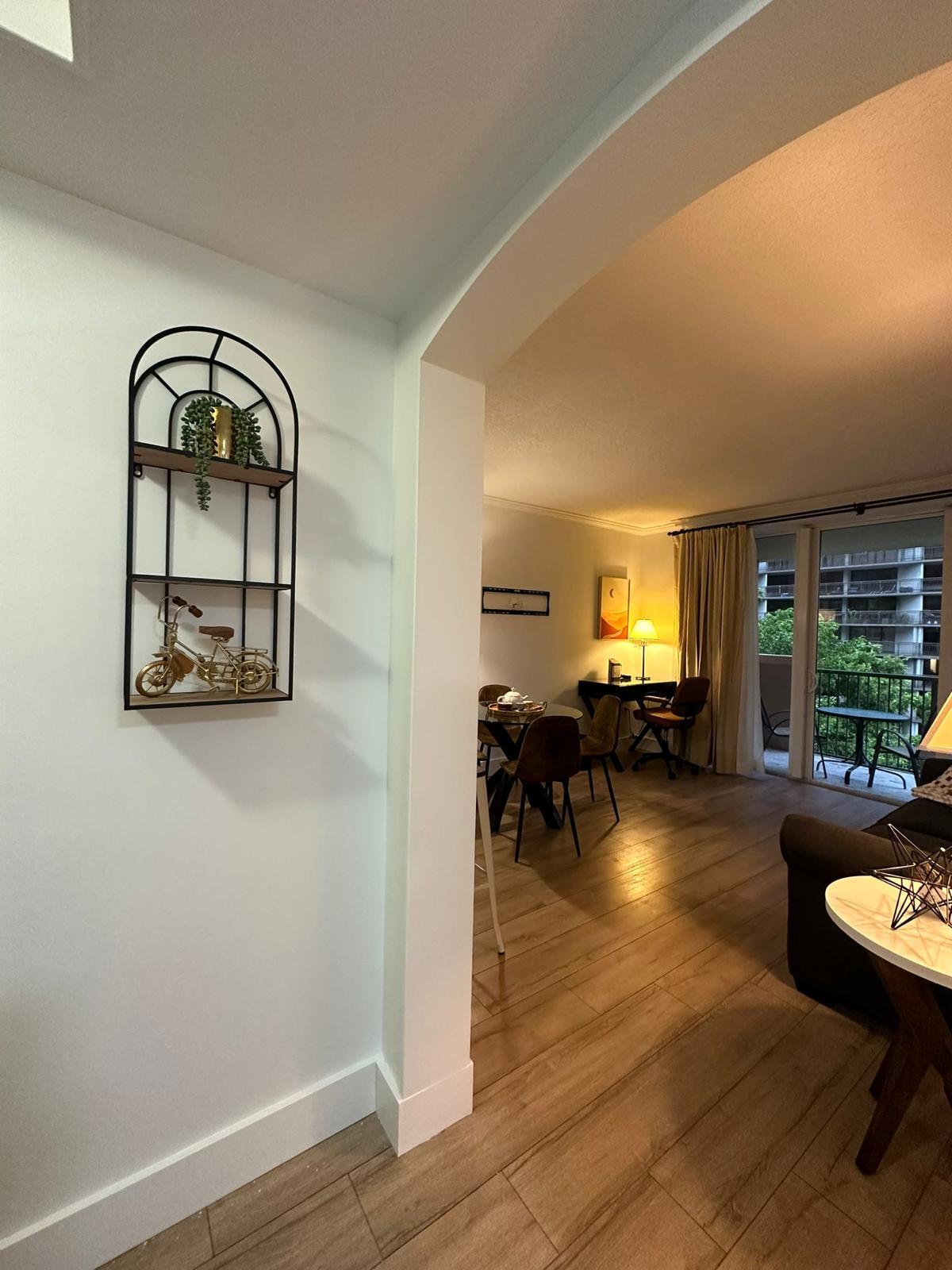 2951 S Bayshore Drive 805