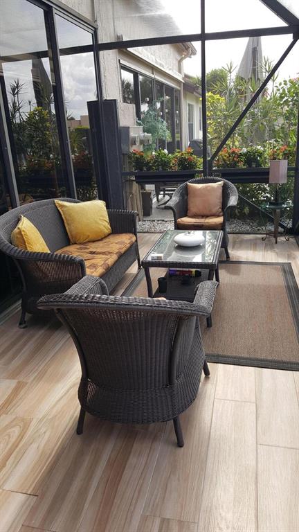 ABERDEEN 4 - Residential Lease