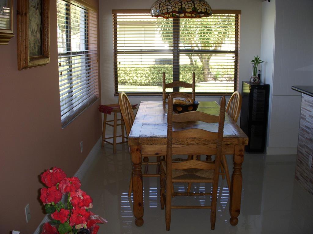 ABERDEEN 4 - Residential Lease