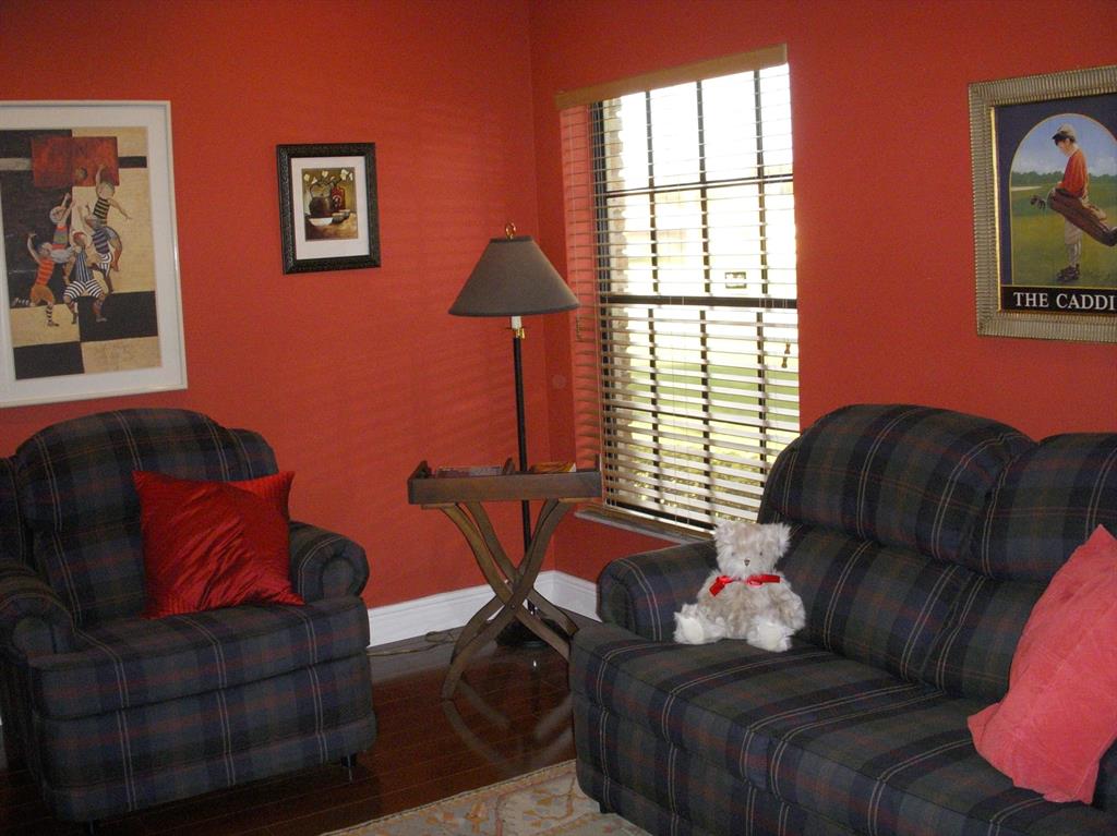 ABERDEEN 4 - Residential Lease