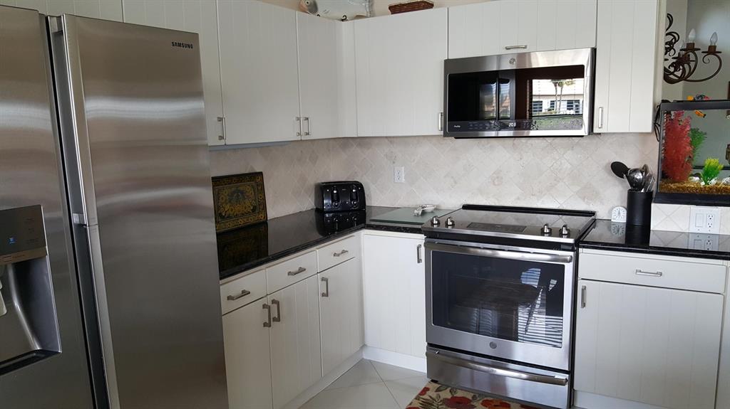 ABERDEEN 4 - Residential Lease