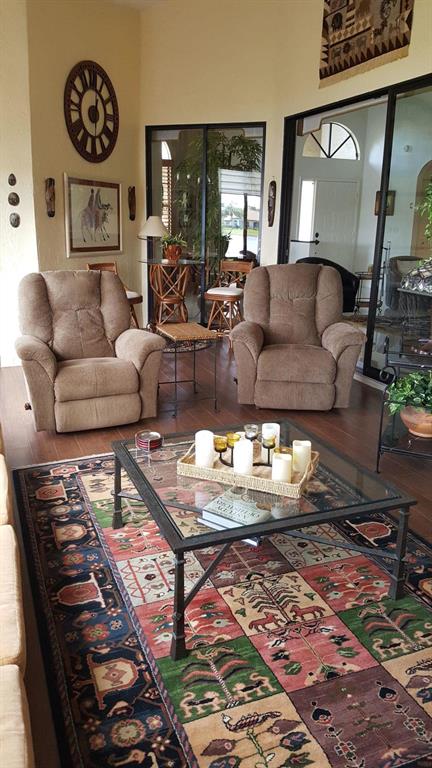 ABERDEEN 4 - Residential Lease