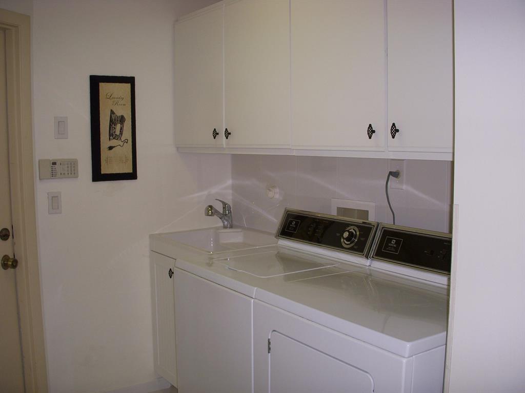 ABERDEEN 4 - Residential Lease