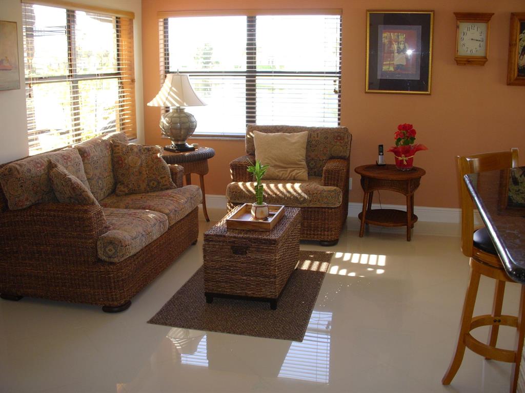 ABERDEEN 4 - Residential Lease