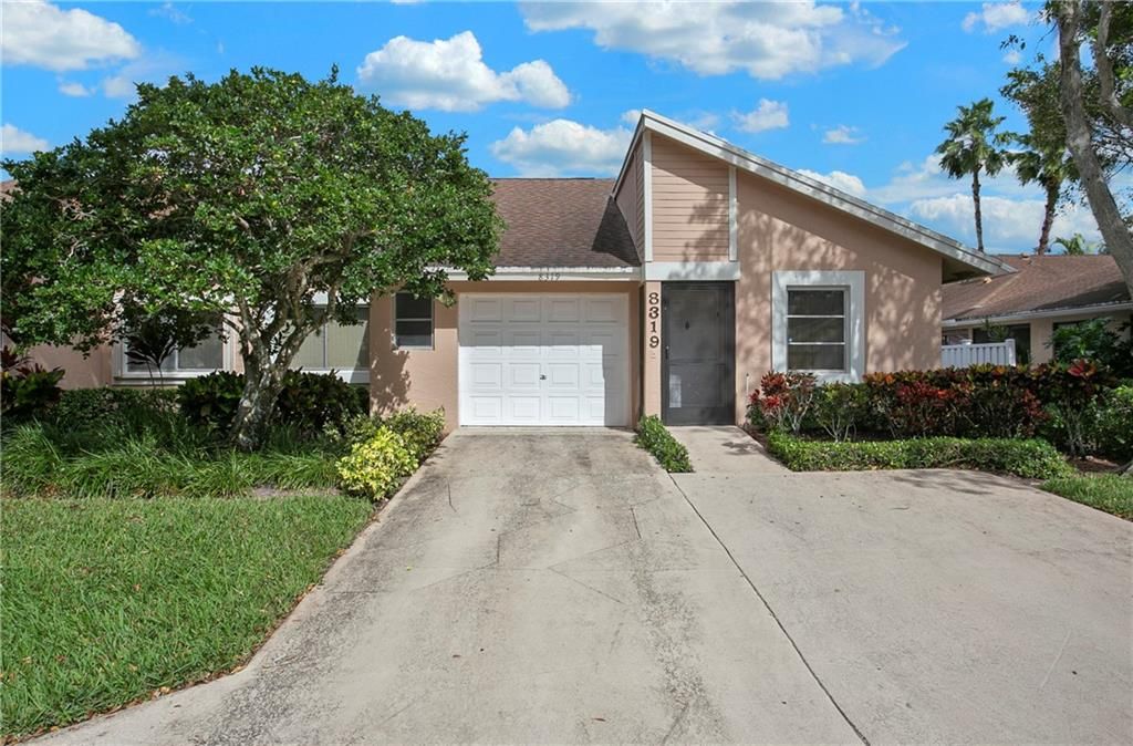 Photo of 8319 Summerbreeze Ln #8319, Boca Raton, FL 33496 (MLS # F10366476)